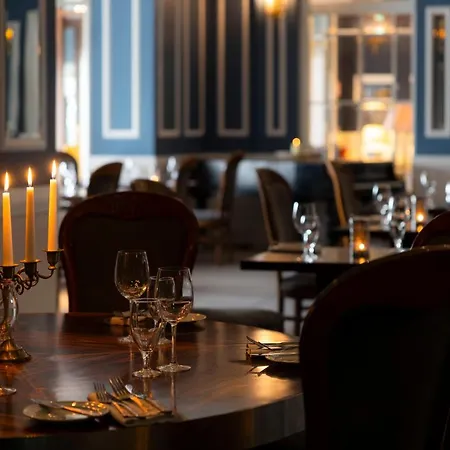 Hotel Eccles And 4*