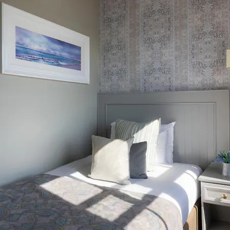 Hotel Eccles And Glengarriff